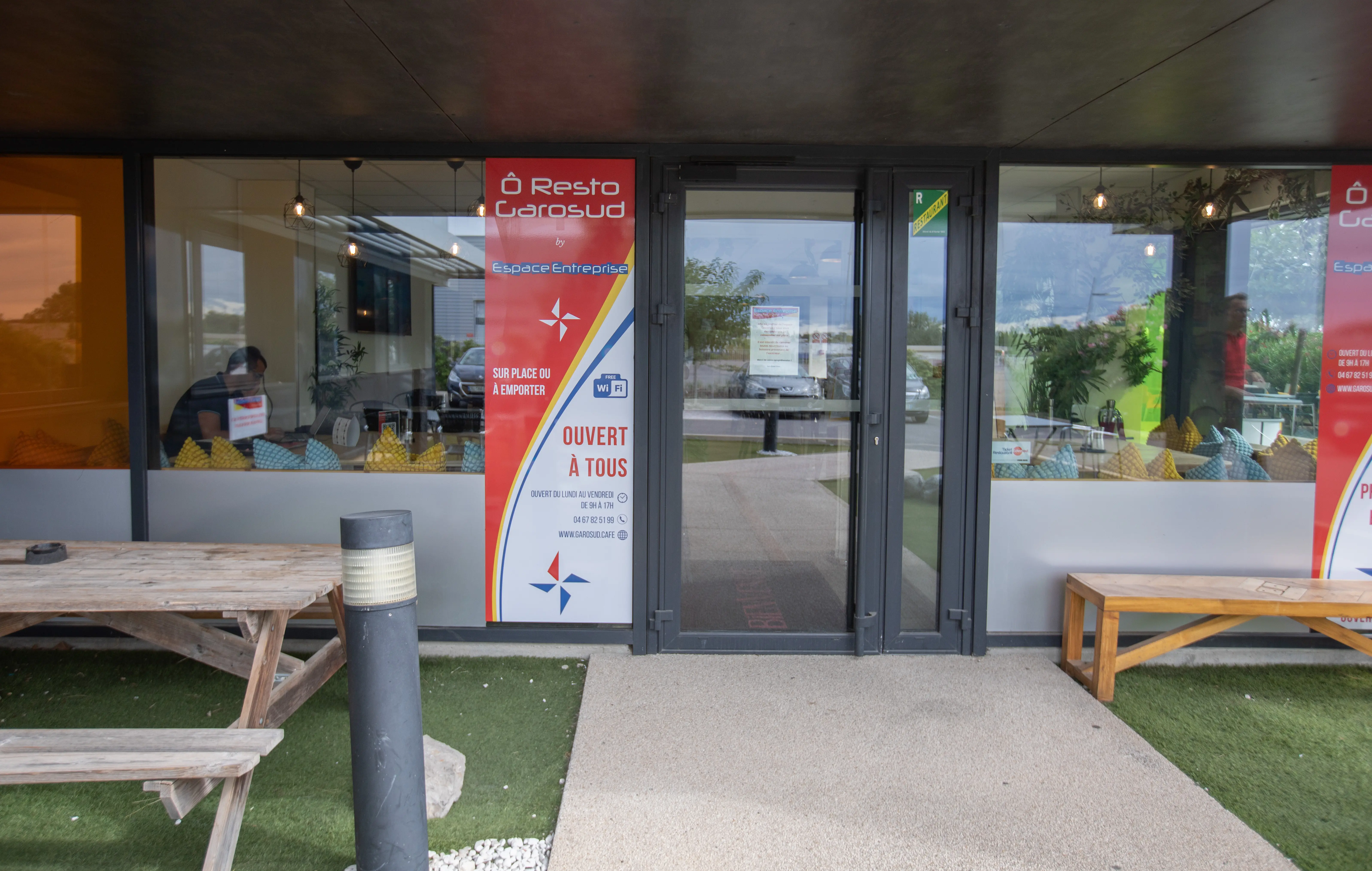 Entrée Ô Resto Garosud Montpellier — ouvert à tous lundi-vendredi 9h-17h WiFi gratuit